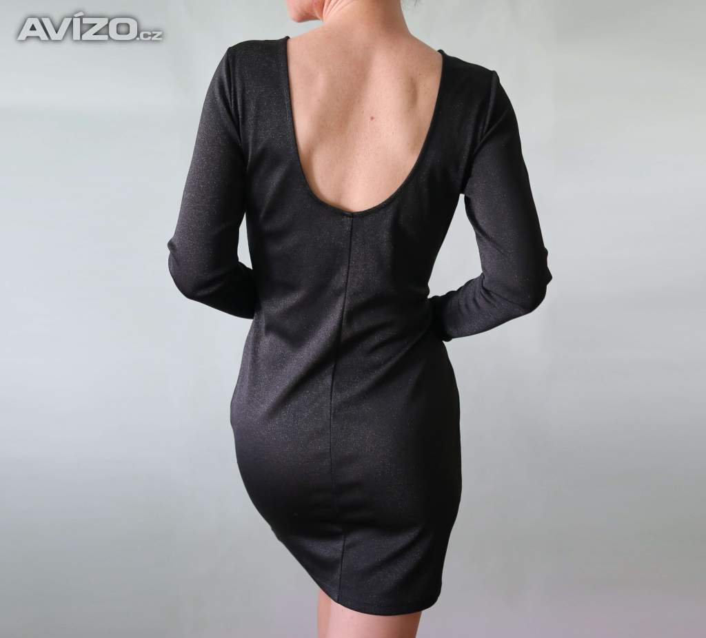 Nové minimalistické černé šaty s třpytem Divided vel.L
