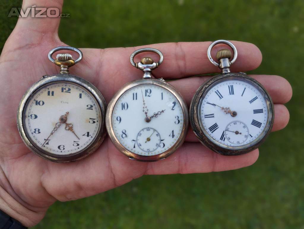 3ks staré kapesní hodinky i stříbrné