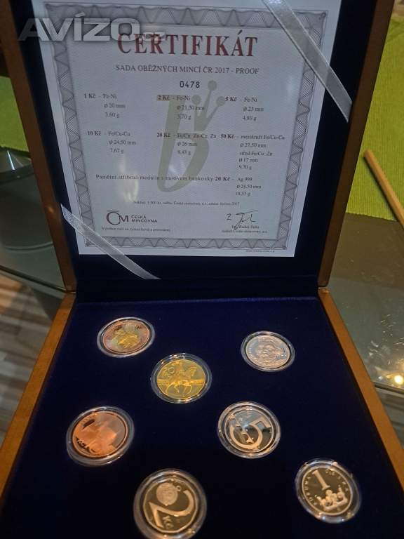 Sada oběžných mincí 2017 proof - dřevěná etue