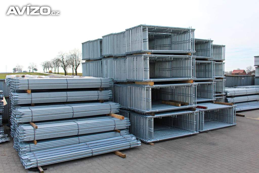 Nový 510m2 rámové fasádní lešení (60x8,5m) zeptat se na aktuální cenu