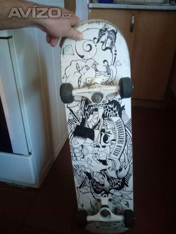 Skate board