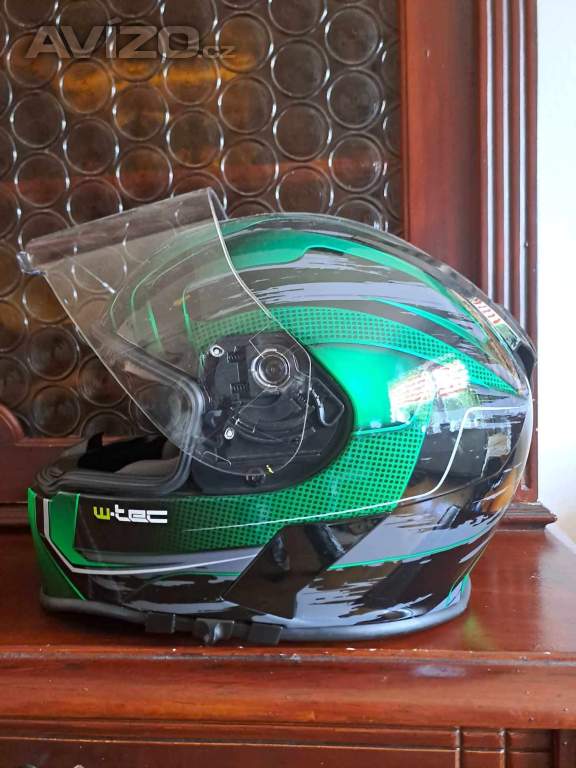  přilba W-tec