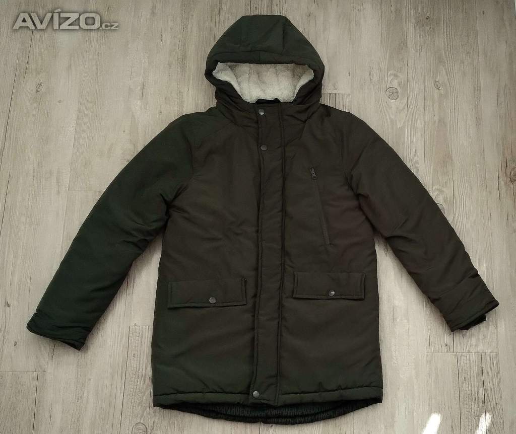 Chlapecká zimní bunda vel.158 