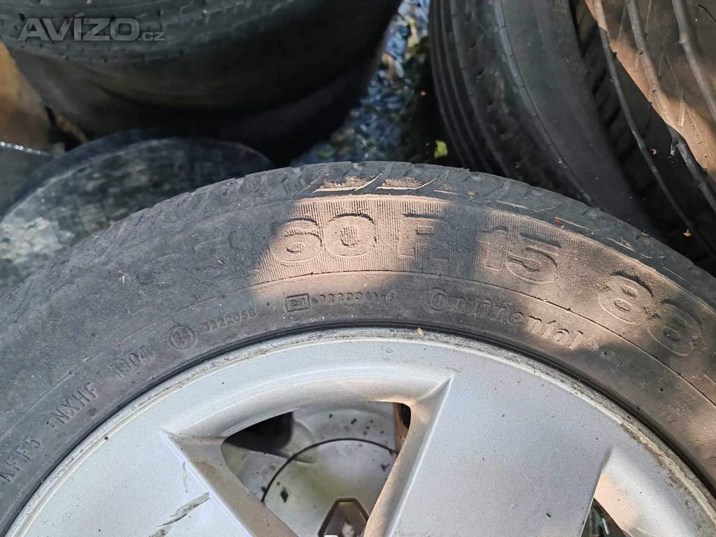 Foto inzerátu Prodám starší alu kola Renault 6JX15ET43, 4ks, včetně starších pneu