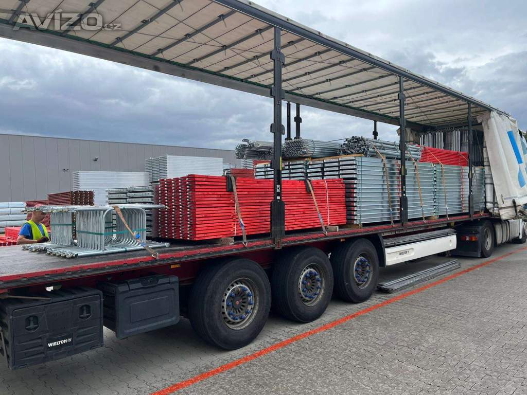 Nove fasádní lešení PLETTAC scaff 74 - 227 m2