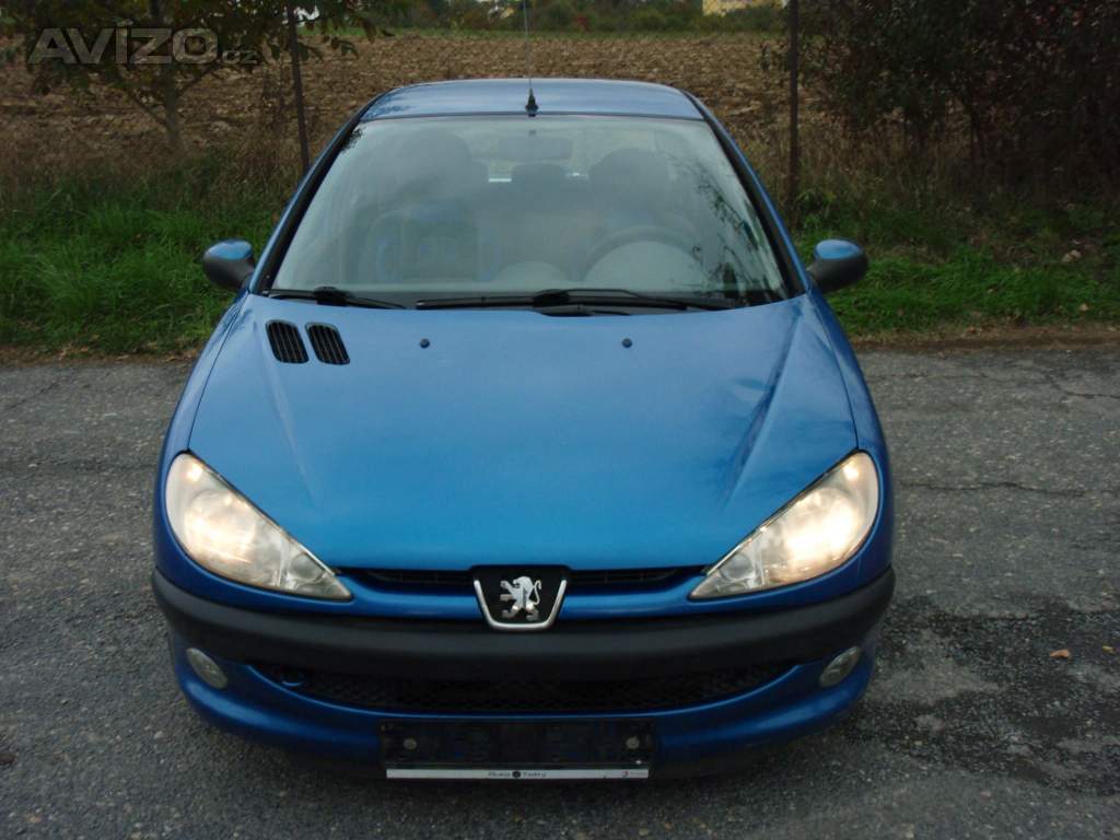 PEUGEOT 206 HATCHBACK 1.4i 55kW 2004 Facelift a 1.1i 44kW 2002 model I 