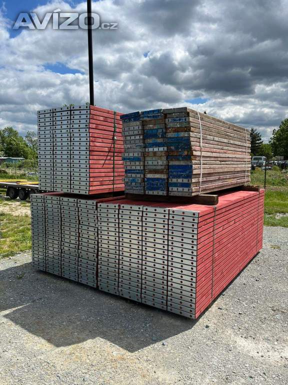 Nove fasádní lešení PLETTAC scaff 74 – 280 m2