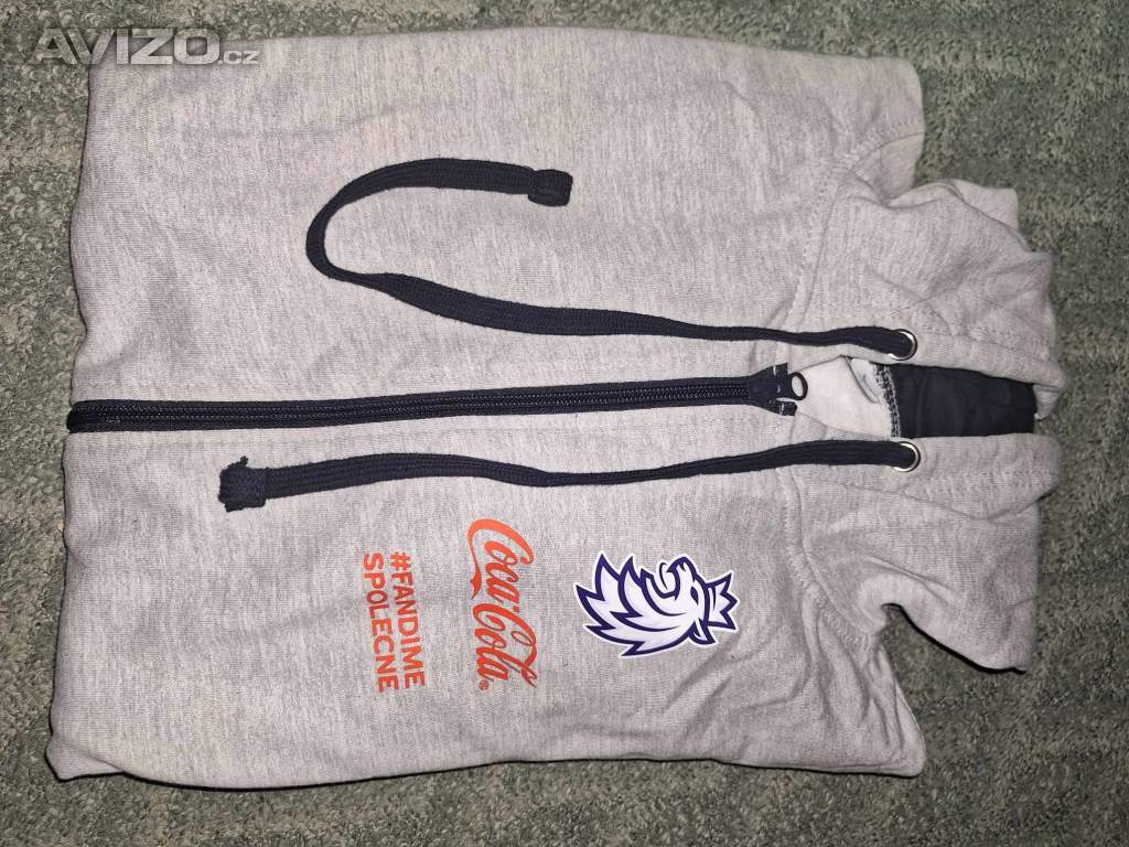 Foto inzerátu mikiny s kapucí na zip