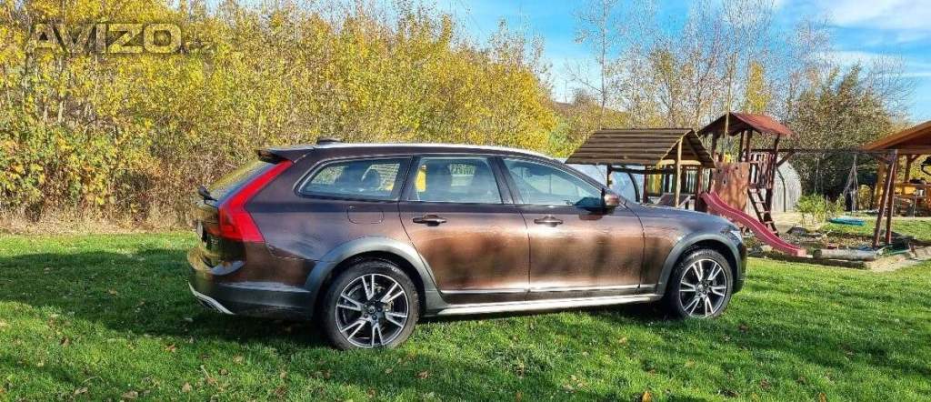 Volvo V 90 Cross Country 4x4, 2017 - SLEVA !!!