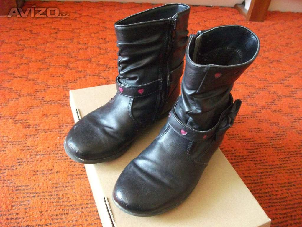 Dívčí kozačky vel. 30 + bačkůrky vel.28 - 30