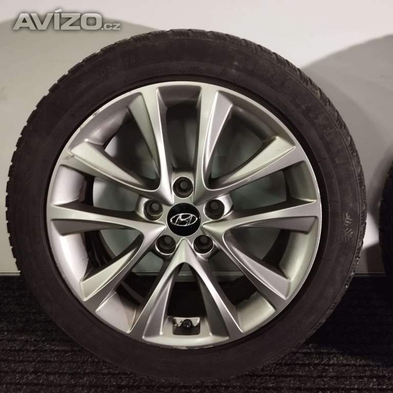 Originální sada kol HYUNDAI i40 17 - Zimní pneu 215/ 50/ R17