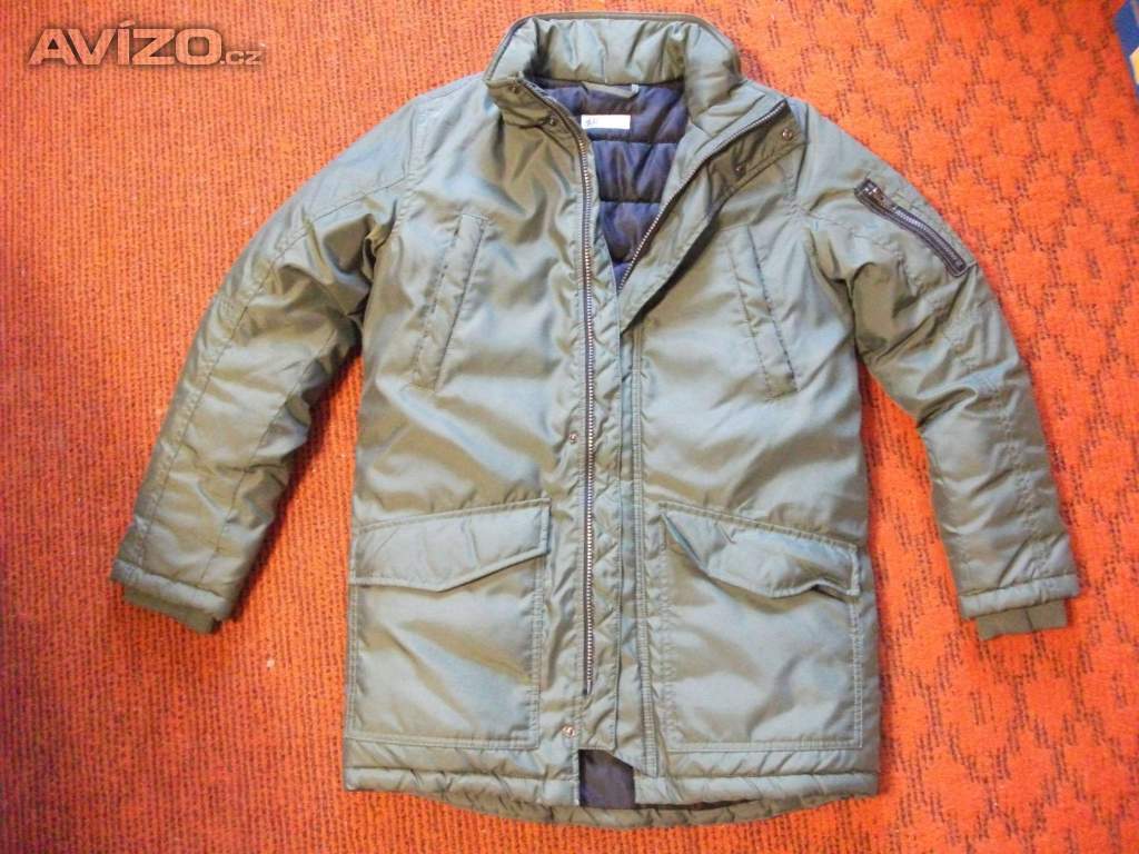 Dětská zimní bunda vel. 152    + lyžařské kalhoty vel. S + dívčí kozačky vel.30