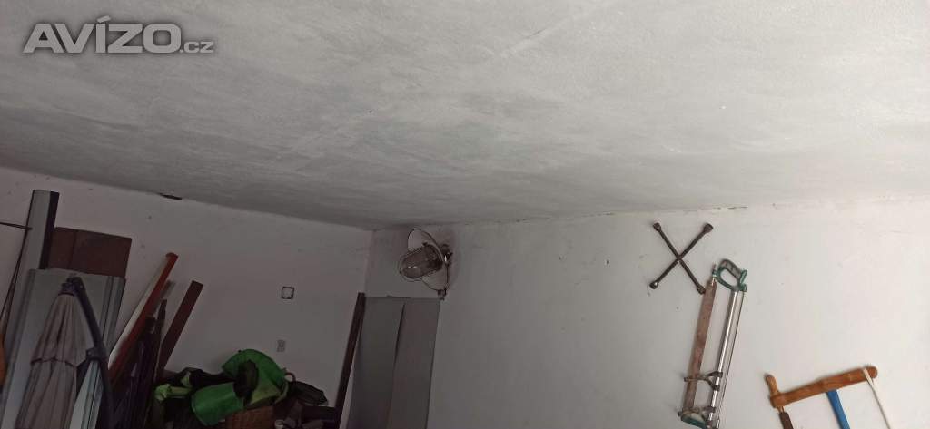 Foto inzerátu Garáž radová, krajní Vítkovice ul. Bivojova Chodská, prodej