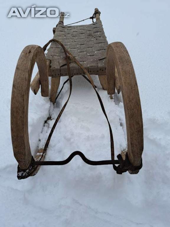 Foto inzerátu Prodám dětské sáně ze 60-tých let.