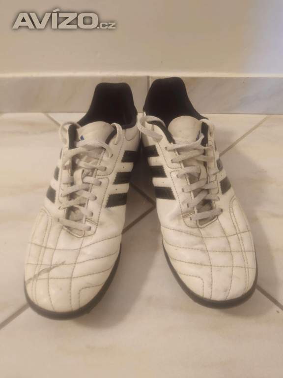 Pánské kopačky Adidas. 
