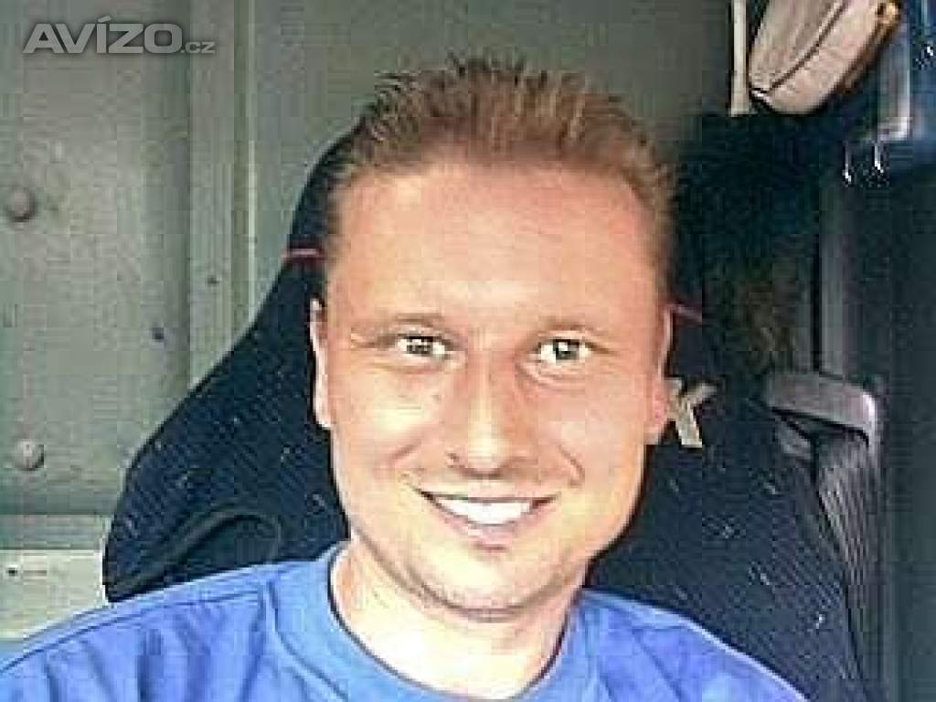 Dobrý den hledám touto cestou ženu pro život 