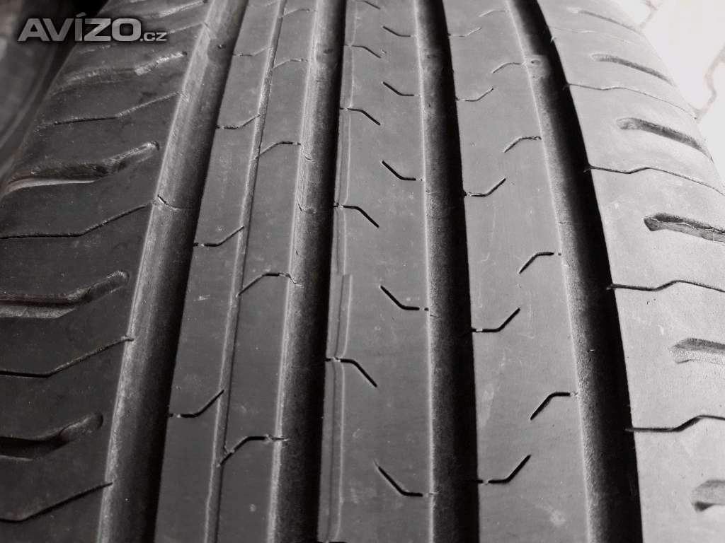 Sada nebo 2ks letních pneu 215/65 R16: