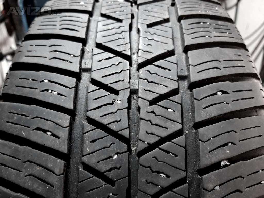 2ks zimních pneu 205/60 R16 Barum