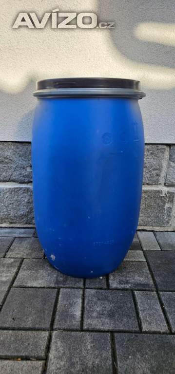 Plastové sudy 120l se sponou