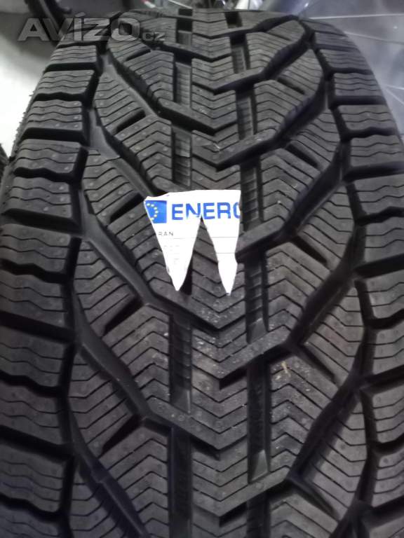 Pneu Kormoran Snow M+S 225/45 R17 94V XL 