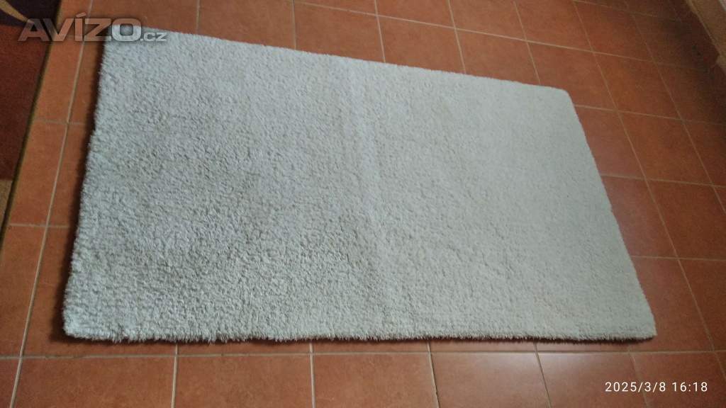 Koupelnová velká předložka bílá