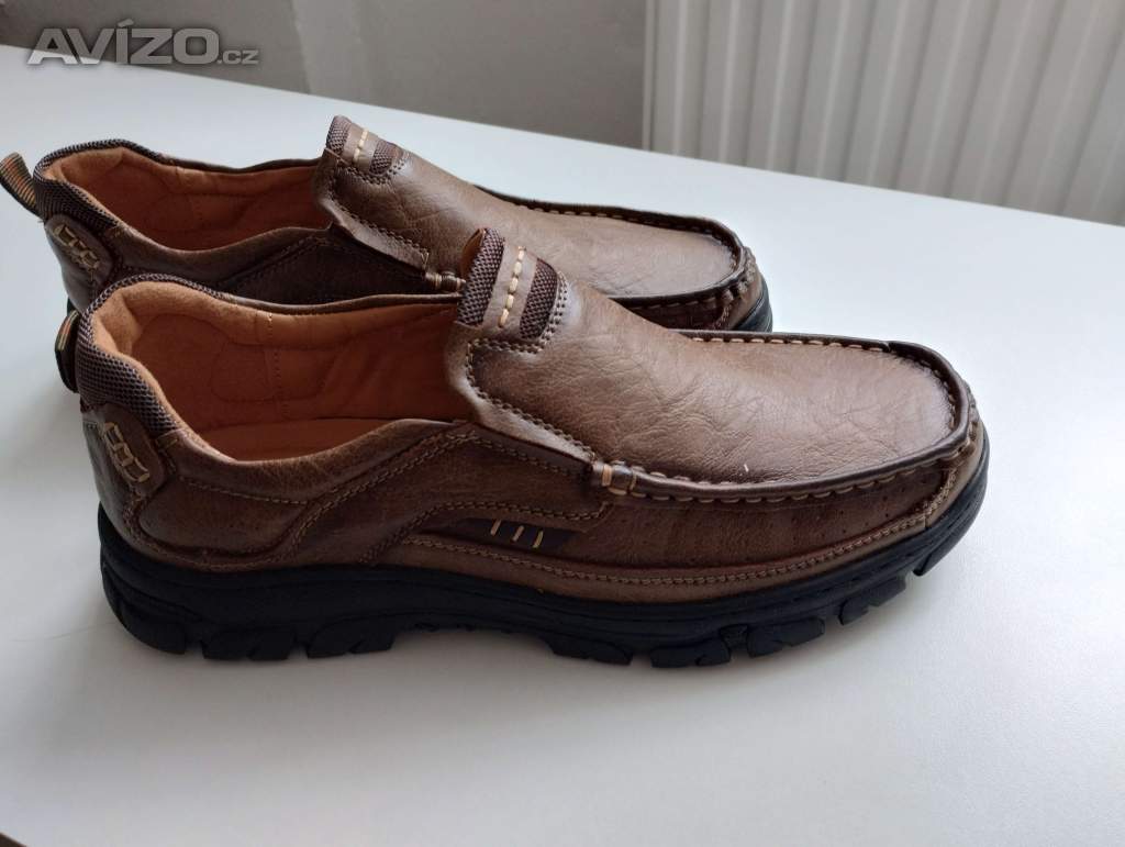 PRODÁM KRÁSNÉ NOVÉ KOŽENÉ POLOBOTKY!!!