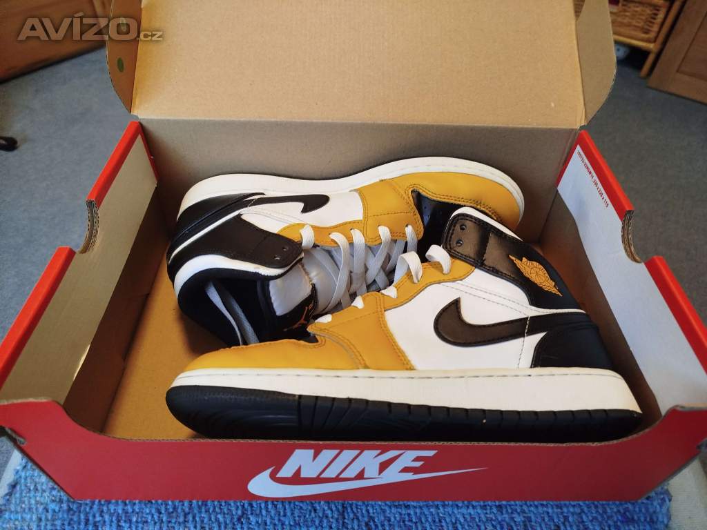 Nike Air Jordan 1 Mid vel. 40