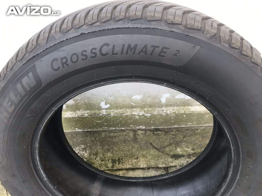 Prodám 4 ks celoročních pneu MICHELIN CrossClimate 2