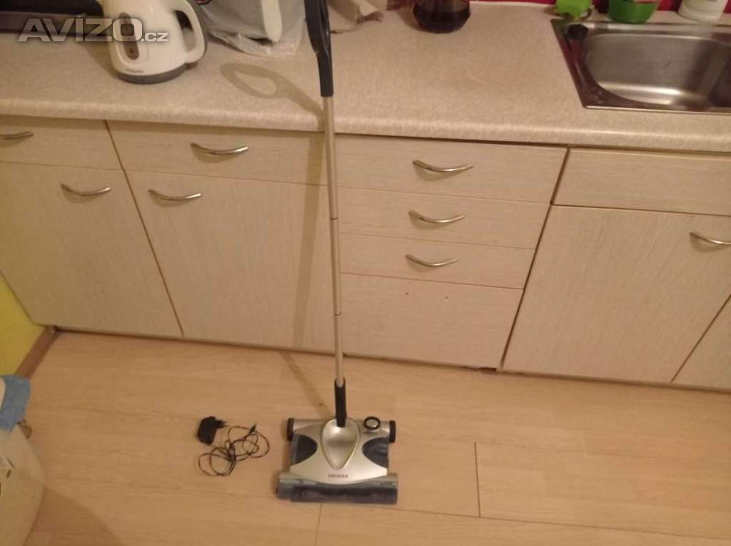 Maxxx Profi elektrický uklízeč GC-EB20B