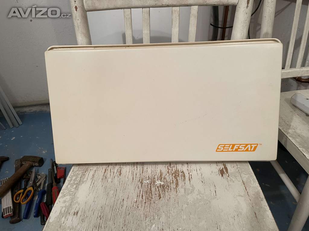 Aktivní satelitní anténa SelfSat, vhodná do estetických prostor 500x300mm
