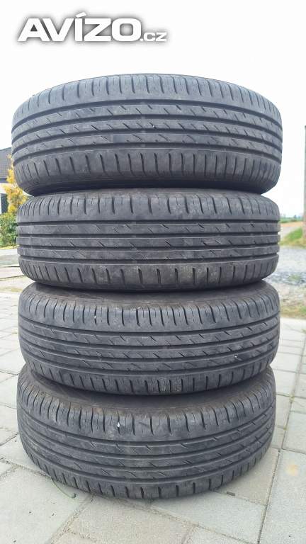Letní pneumatiky 195/65R15 na discích z Ford Focus