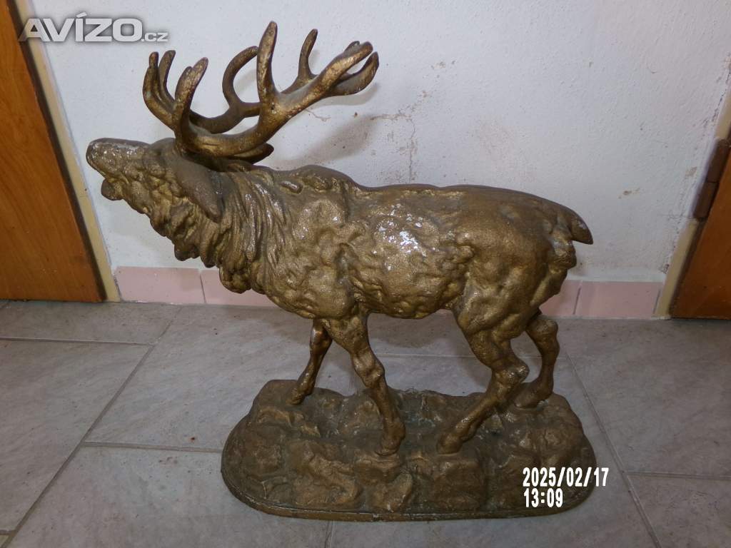 Foto inzerátu Jeleni z hliníku