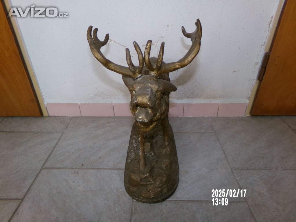 Foto inzerátu Jeleni z hliníku