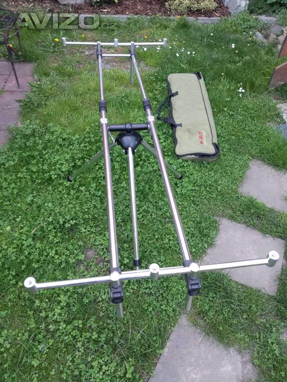 RYBÁŘSKÝ STOJAN NA PRUTY-TRIPOD