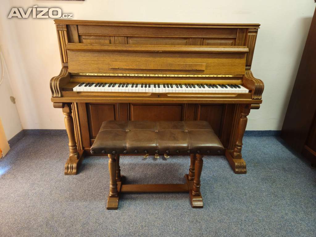 Pianino Rippen model Largo s dopravou po ČR. 