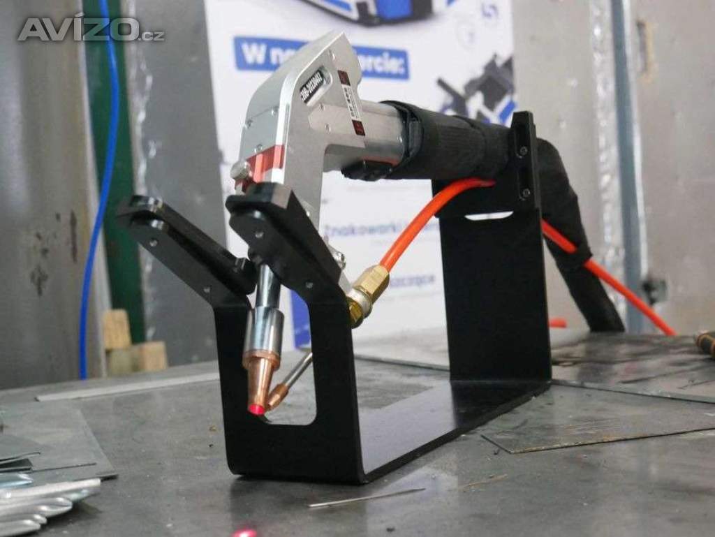 Svařovací stroj laserová svářečka vláknový hořák 1500W -4v1