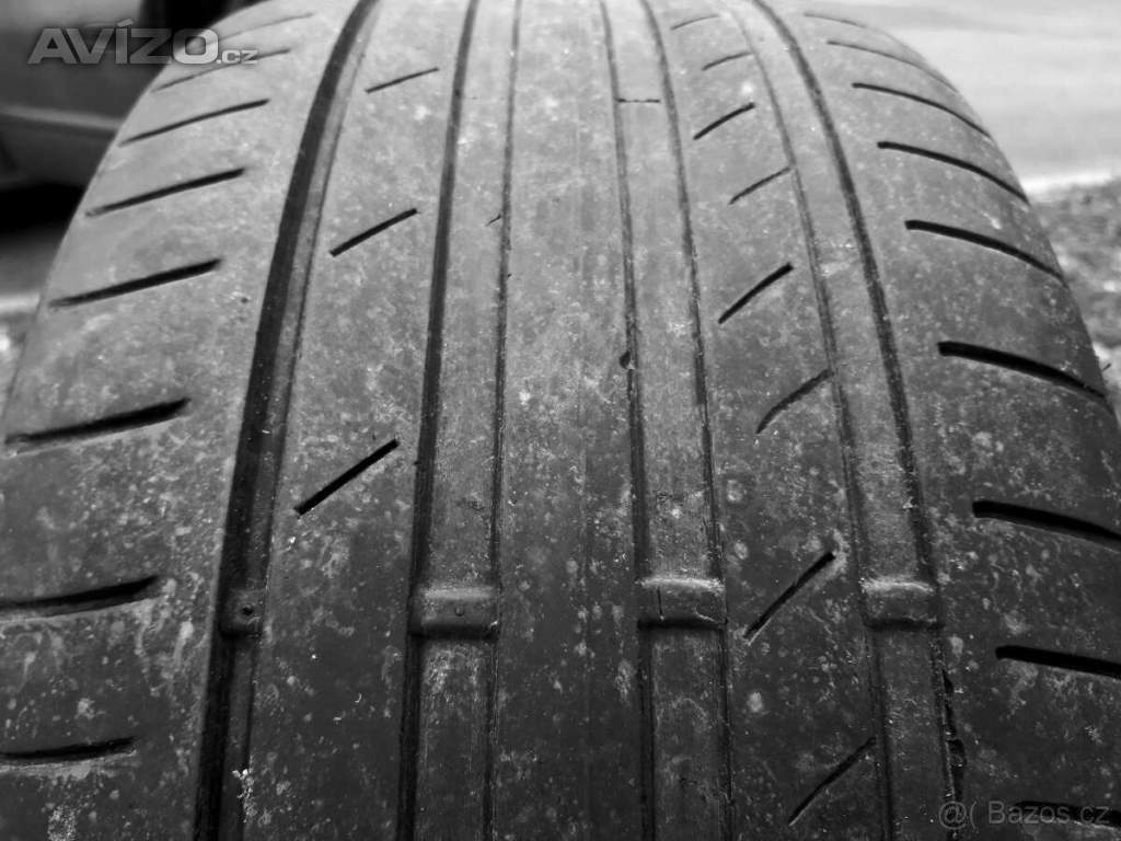 2ks letních pneu 235/40 R19 Goodyear 