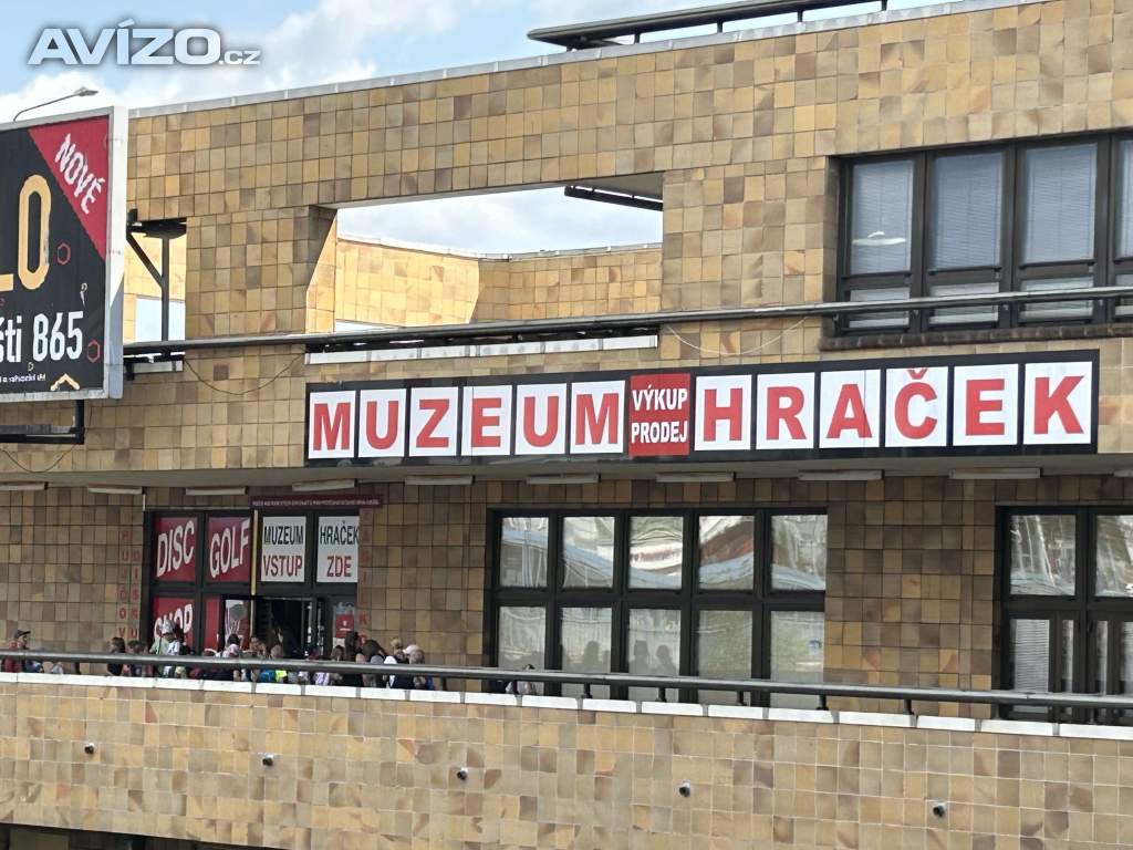 Obsluha v muzeu hraček Ostrava