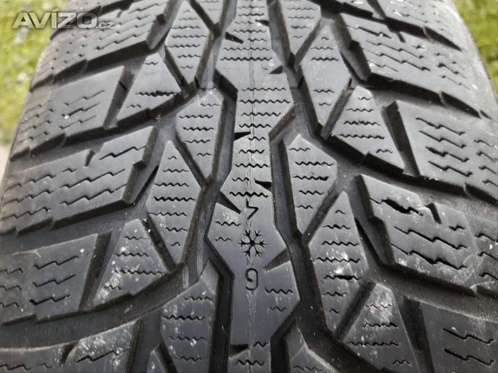 2ks zimních pneu 195/65 R15 Nokian
