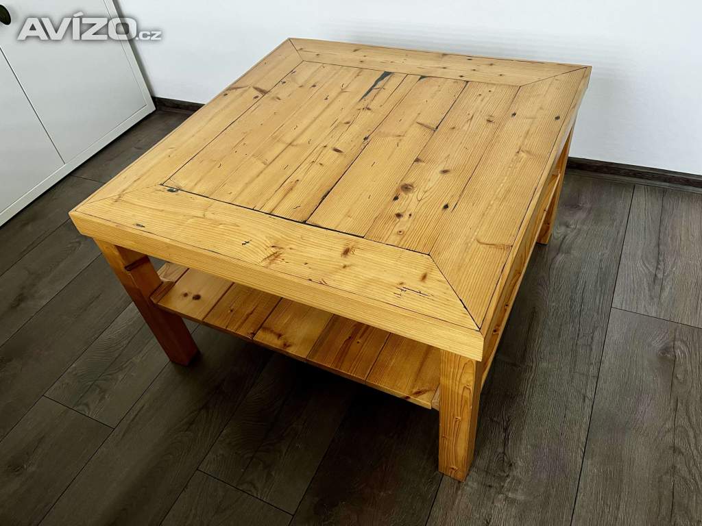 Konferenční stůl z masivu