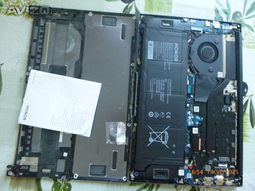 HONOR MagicBook X 14 - na náhradní díly