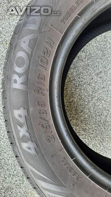 2 kusy pneu Sebring 701 