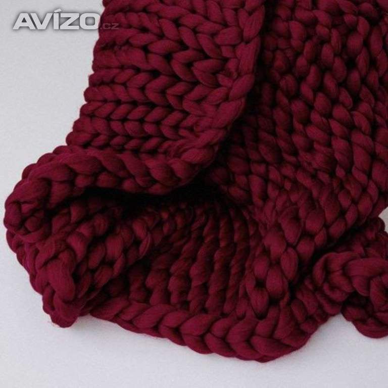Příze pro ruční pletení bez jehlic- vínová