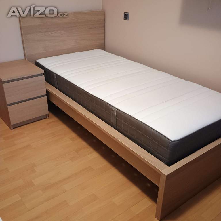Prodám postel