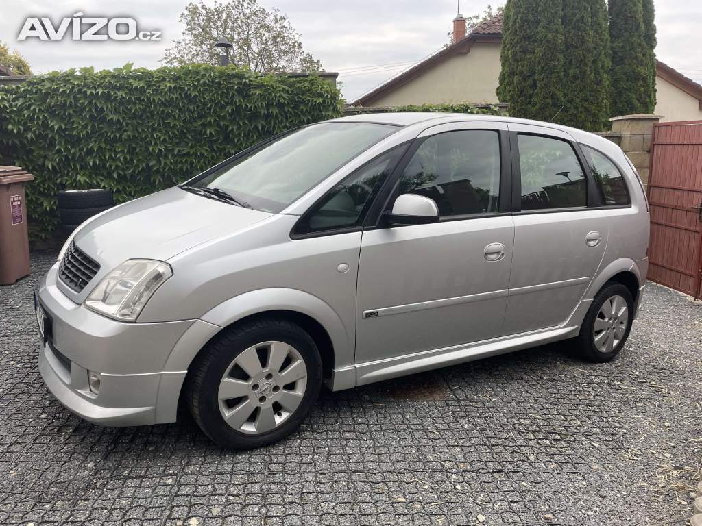 Opel Meriva 1.8 16V(92 KW), najeto 65 000 km, ČR