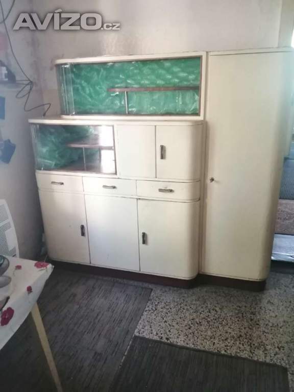  Retro kredenc