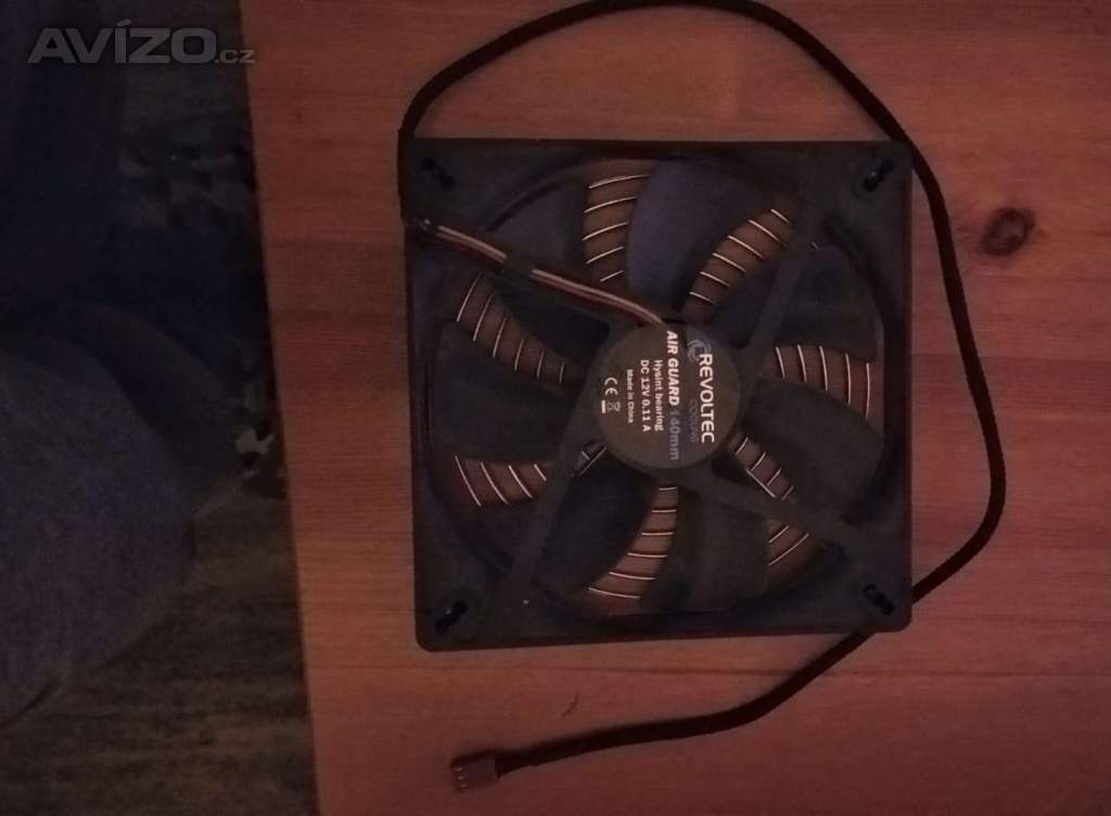 Prodám ventilator Revoltotec 140mm
