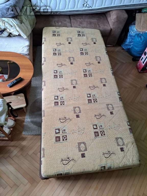 Polohovací gauč s úložným prostorem