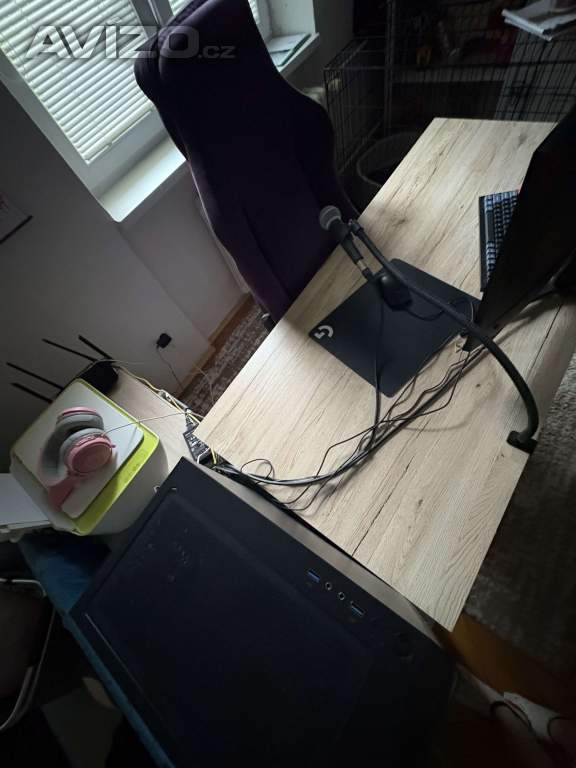 Psací stul