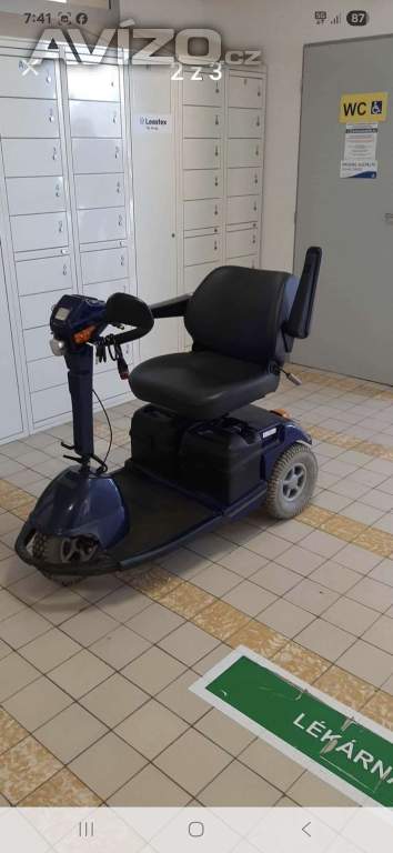 Foto inzerátu Senior skútr 